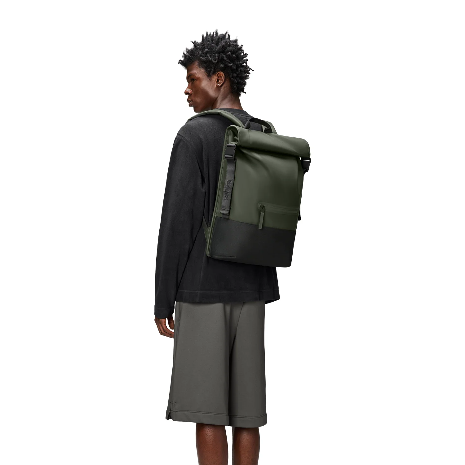 Rains Trail Green Rolltop Backpack R14320-03 - Image 4