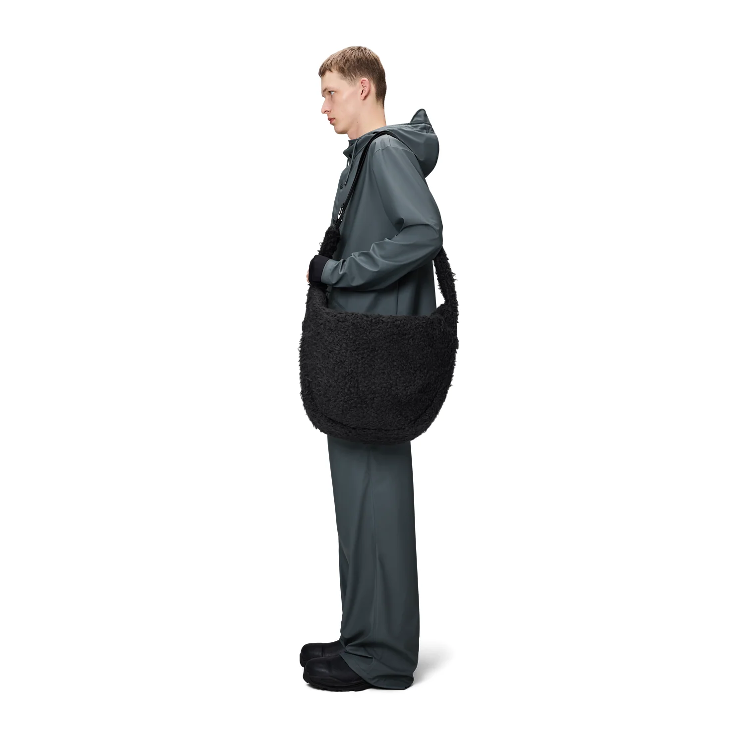 Rains Valera Black Vision Shoulder Bag Large R13210-01 - Image 3