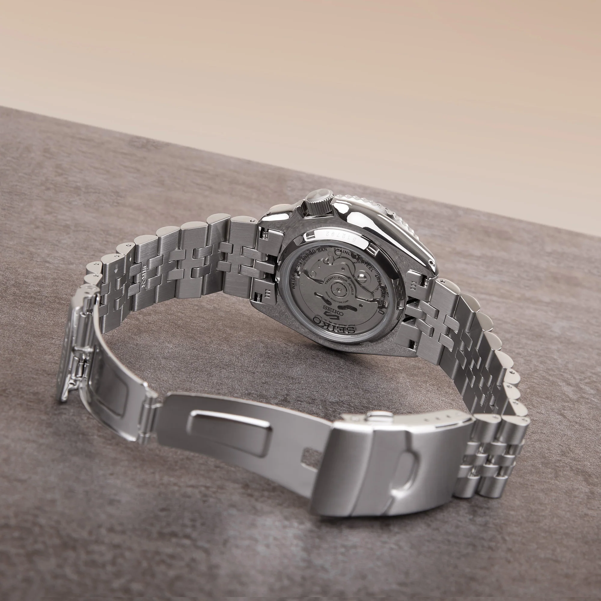 Seiko 5 Sports Men's Watch SSK001K1 - Image 3