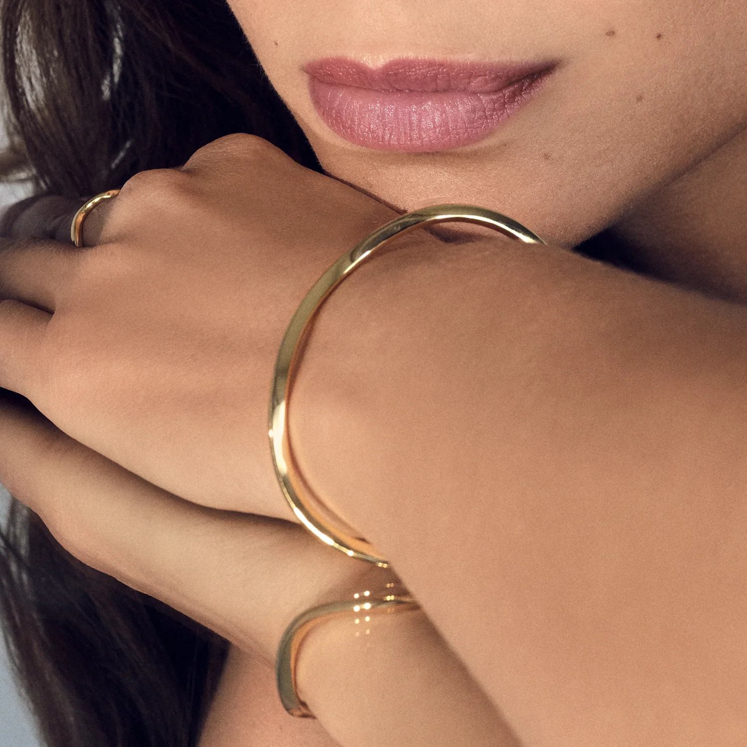 Sif Jakobs Ellera Waves Pianura Bangle Gold Plated Bracelet SJ-BG3879-YG - Image 4