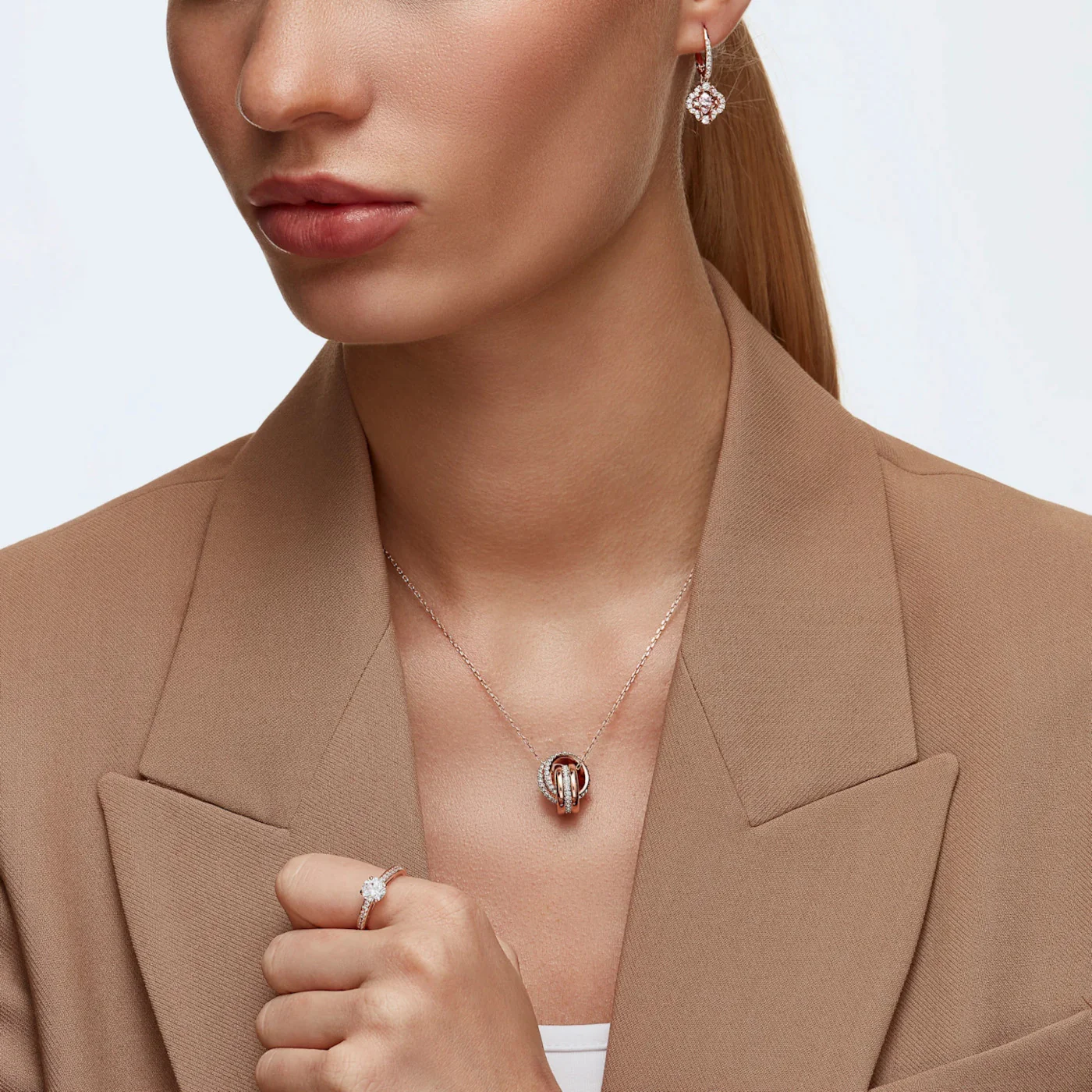 Swarovski Sparkling Rose gold Ear Stud 5516477 - Image 6