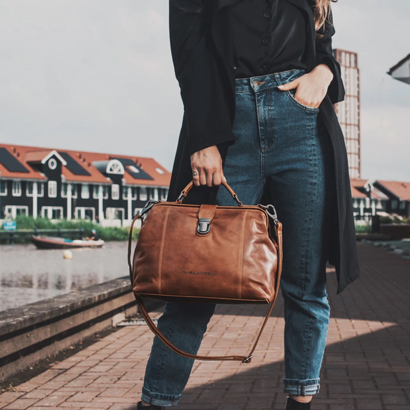 The Chesterfield Brand Cognac Handbag C48.111831 - Image 4