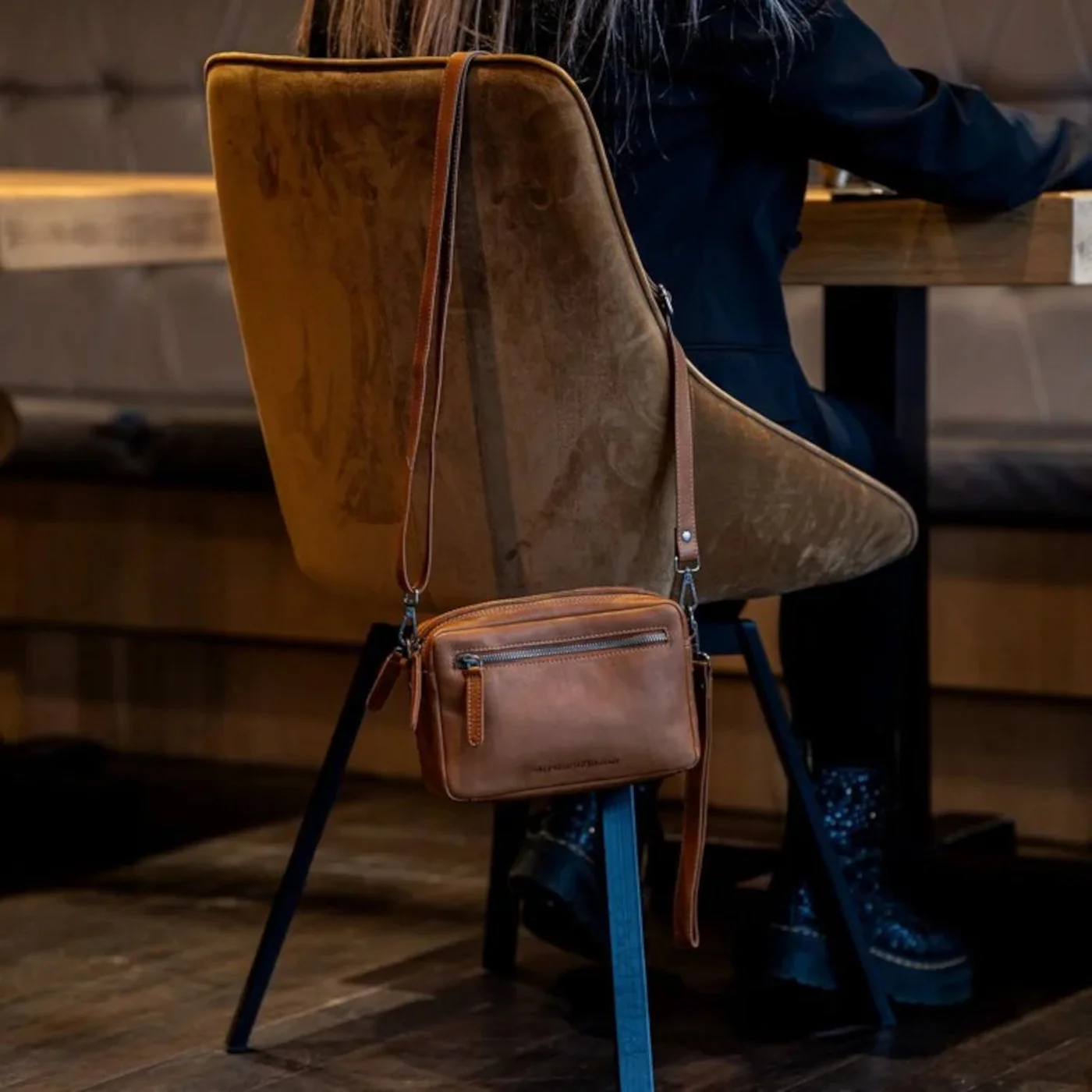 The Chesterfield Brand Tustin Cognac Crossbody Bag C48.122231 - Image 8