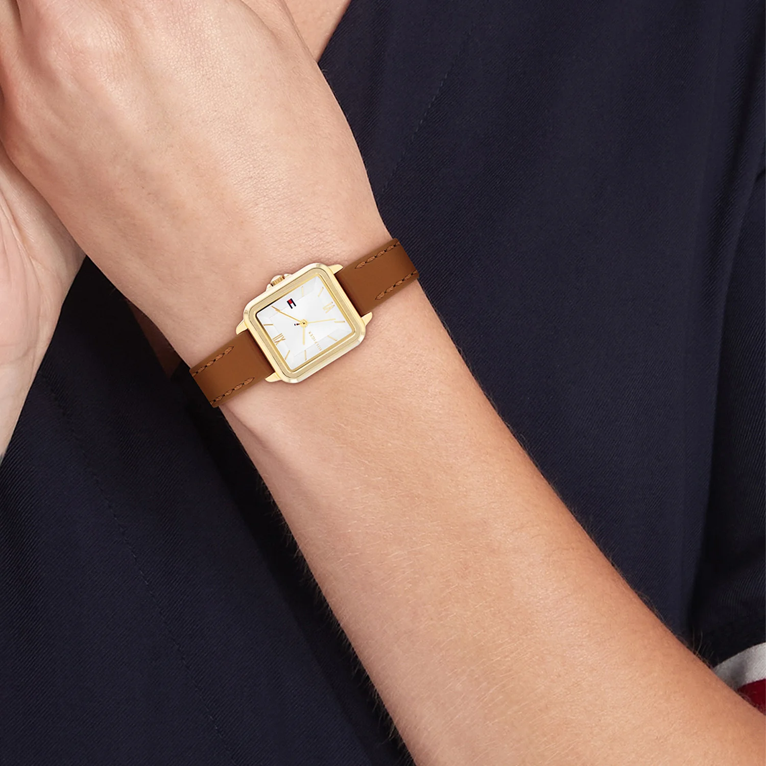 Tommy Hilfiger Gold Women's Watch TH1782859 - Image 3