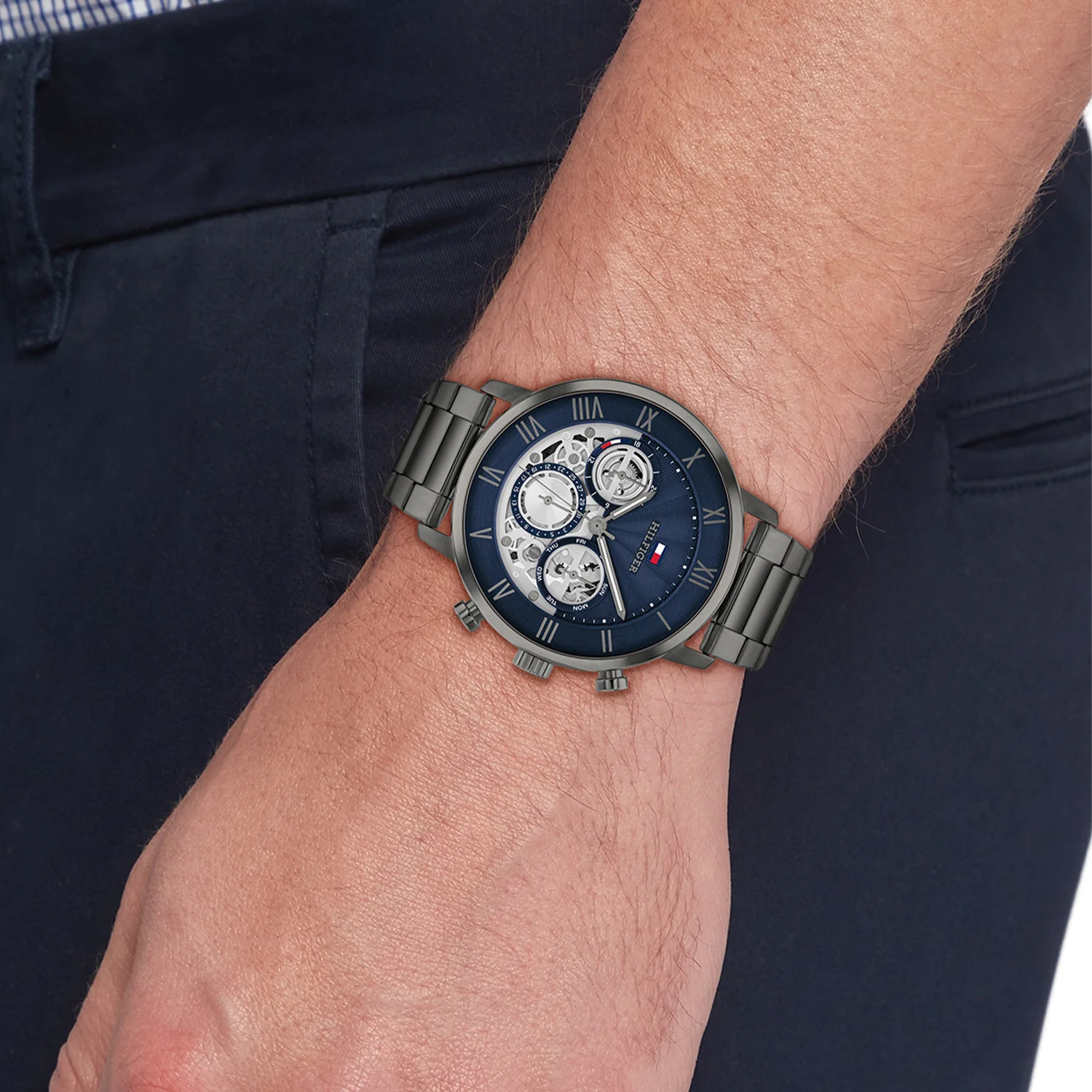 Tommy Hilfiger Grey Men's Watch TH1710707 - Image 2
