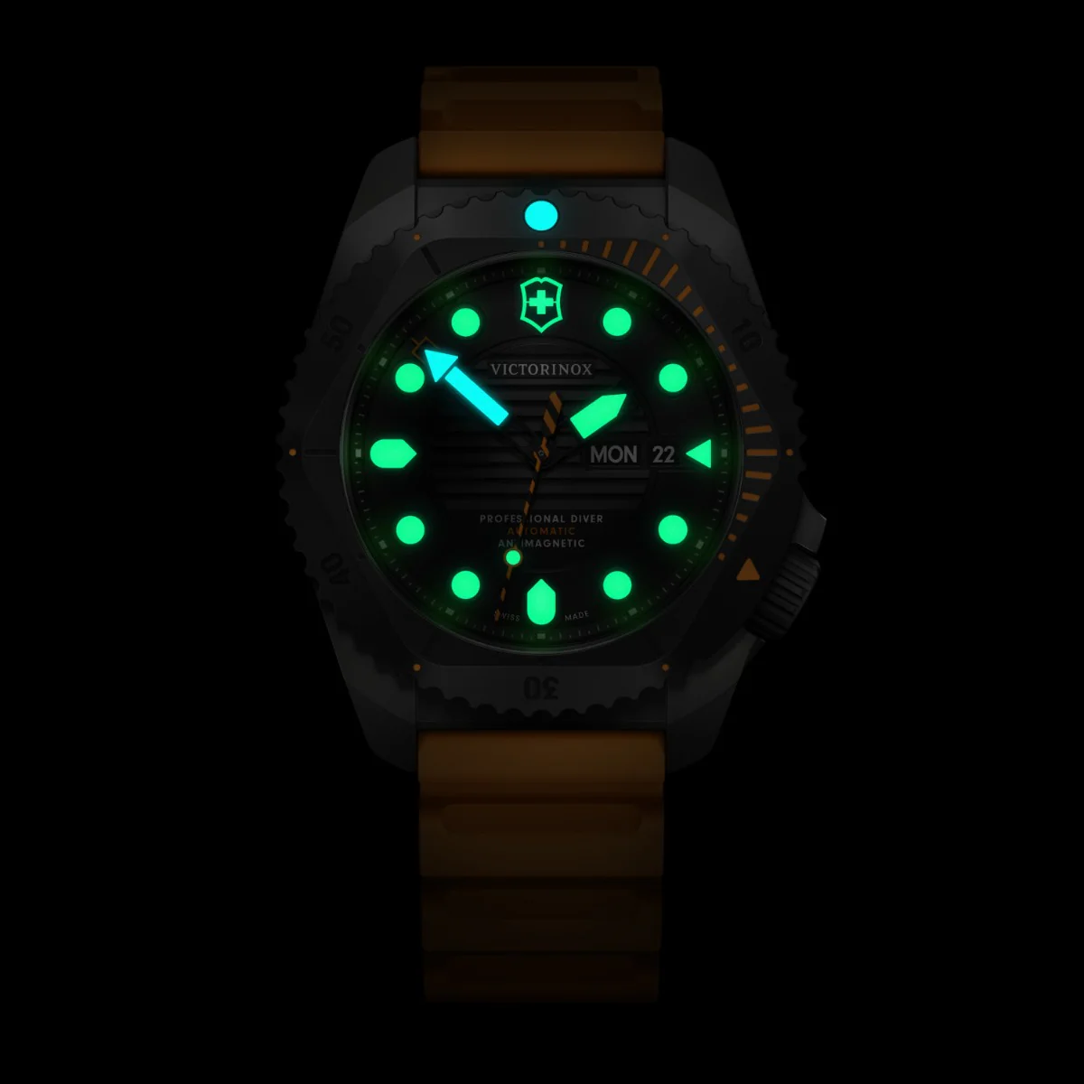 Victorinox Orange Watch 241996 - Image 4