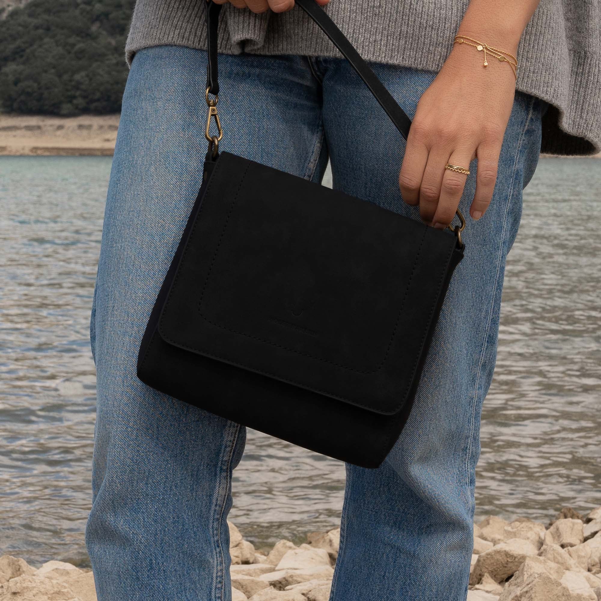 Violet Hamden My Daily Black Crossbody bag VH22022 - Image 3